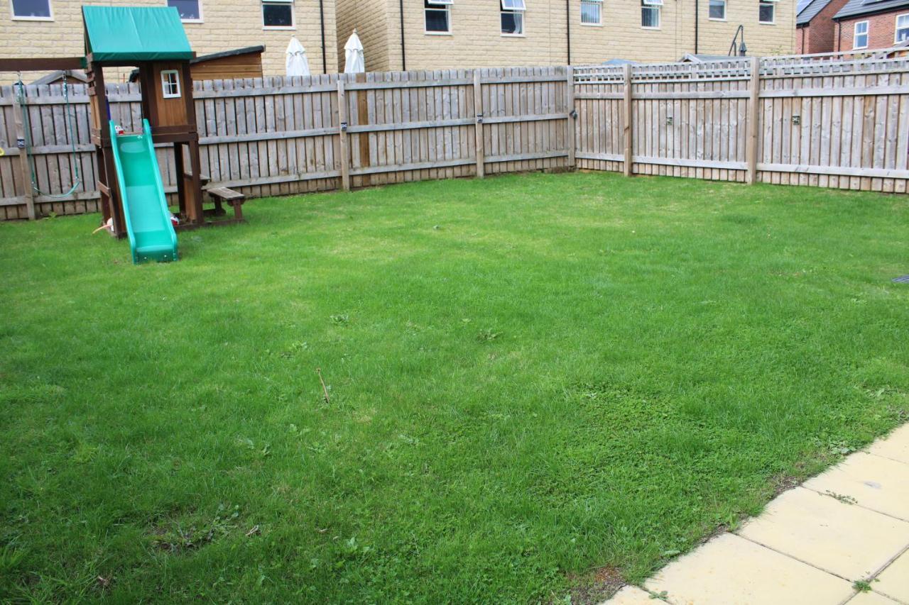 Haven - Spacious Luxury Home Perfect For Families, Couples And Contractors! 5Mins To Xscape And Junction 32! Castleford Exteriér fotografie