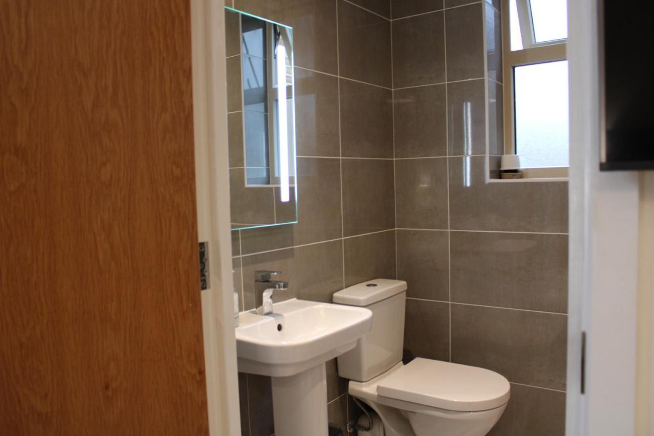 Haven - Spacious Luxury Home Perfect For Families, Couples And Contractors! 5Mins To Xscape And Junction 32! Castleford Exteriér fotografie