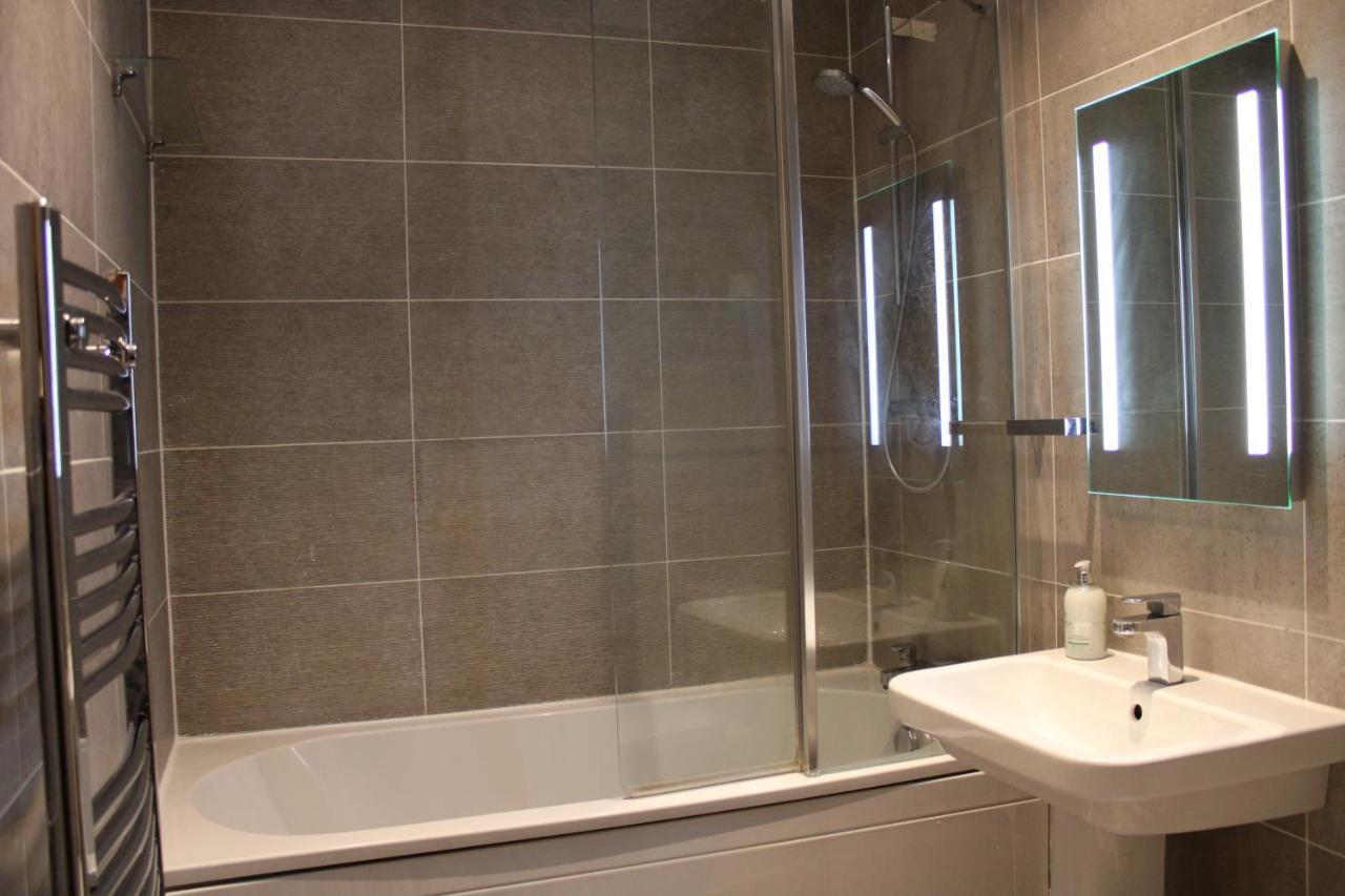 Haven - Spacious Luxury Home Perfect For Families, Couples And Contractors! 5Mins To Xscape And Junction 32! Castleford Exteriér fotografie